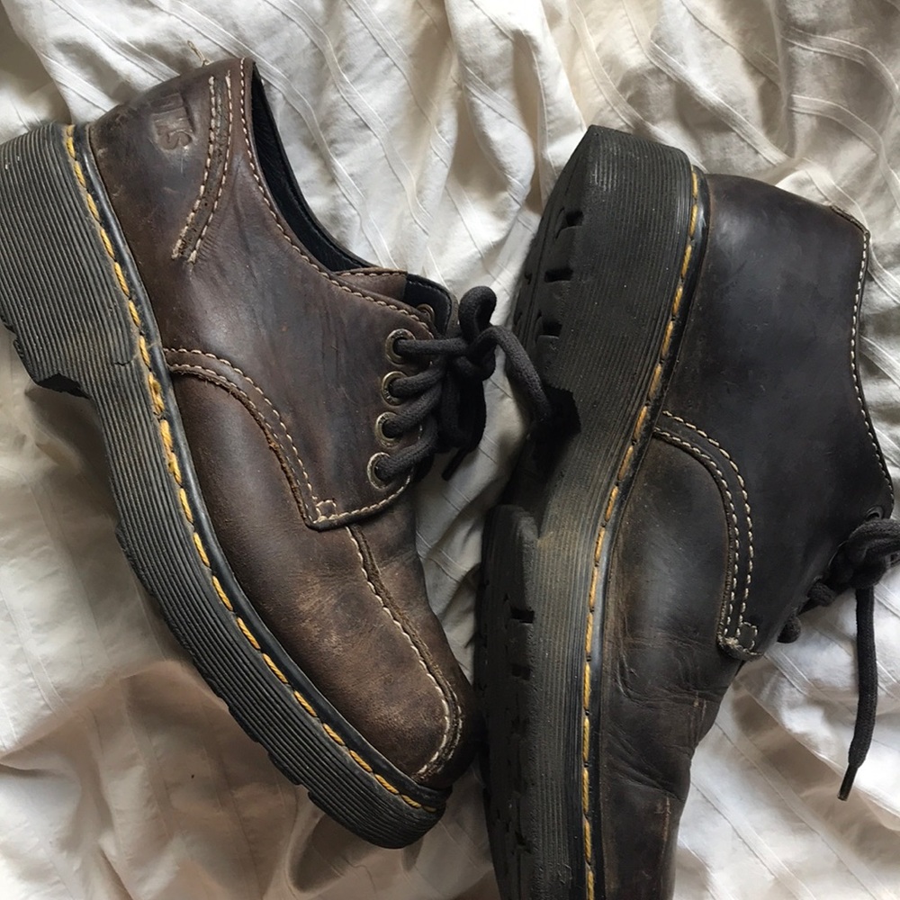 Dr. Martens Airwar 1925 Leather Oxfords